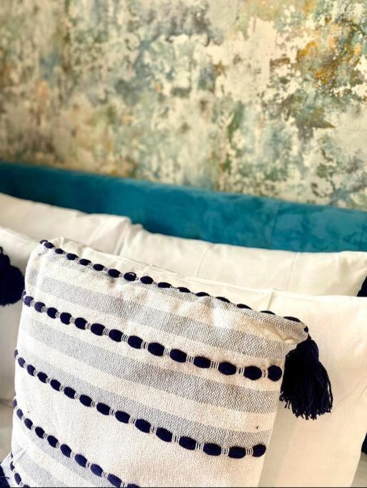 Stylish Coastal Home In The Centre Of ブライトン エクステリア 写真