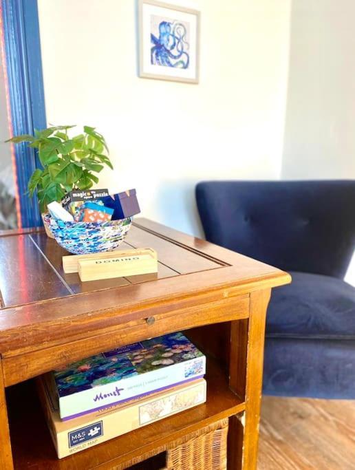 Stylish Coastal Home In The Centre Of ブライトン エクステリア 写真